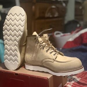 Moc toe boots red wing